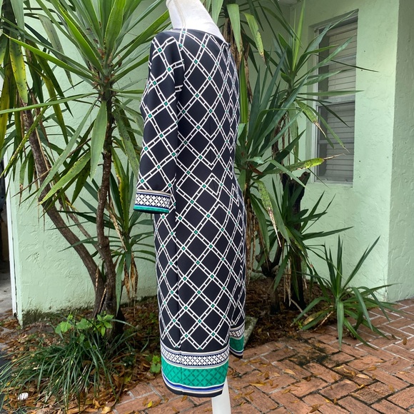 White House Black Market Black White Green Dress - Picture 5 of 12